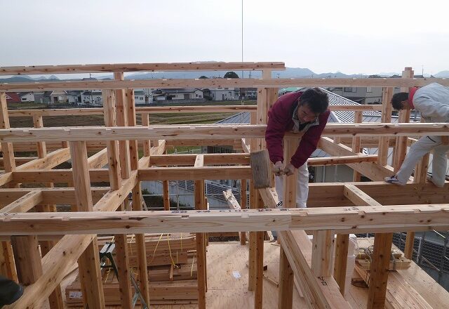 小屋束・母屋